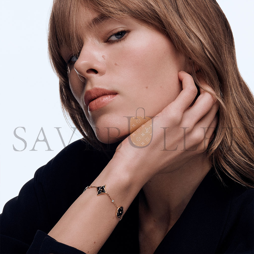 l**is v*t*n color blossom bb multi-motif yellow gold, onyx and Di*m*nd bracelet q05024